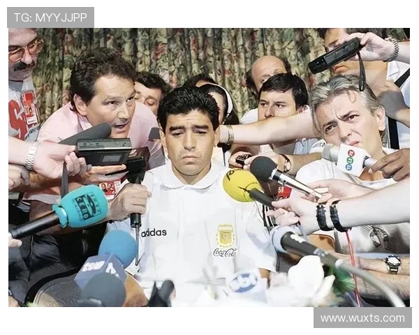 足球明星的奇异行为揭秘背后的故事与心理分析